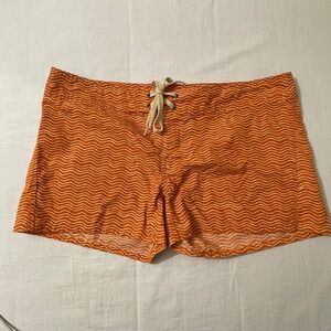 Mollusk Womens Size Medium Orange Wave Print Board Shorts Swim Beach